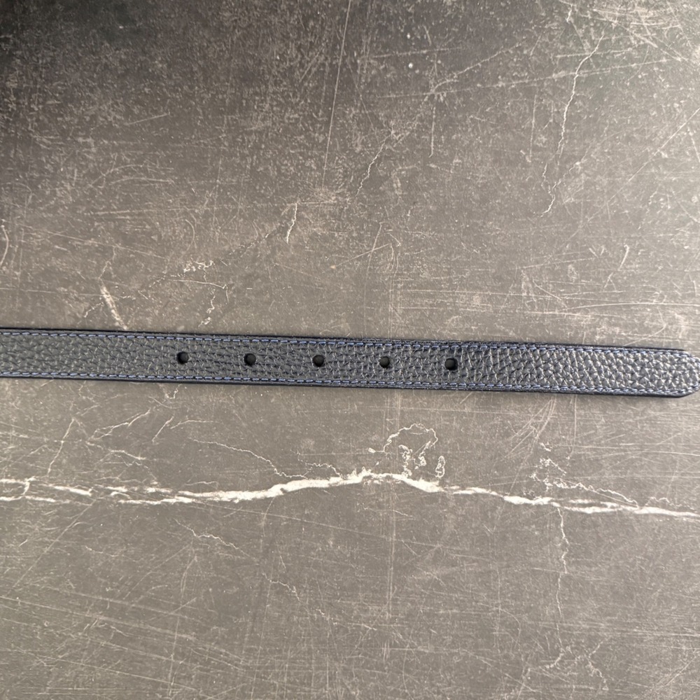 Women L.L. Bean Leather Belt 30 Blue Pebbled Full Grain Brass Buckle-Excellent - Picture 4 of 7